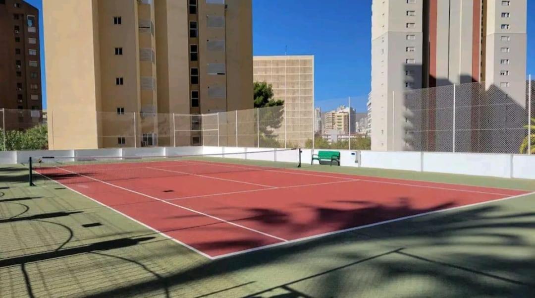 Apartamento Vacanza Luxury Complex- Parking , Pool Only In The Summer , Rincon De Loix Benidorm Exterior foto