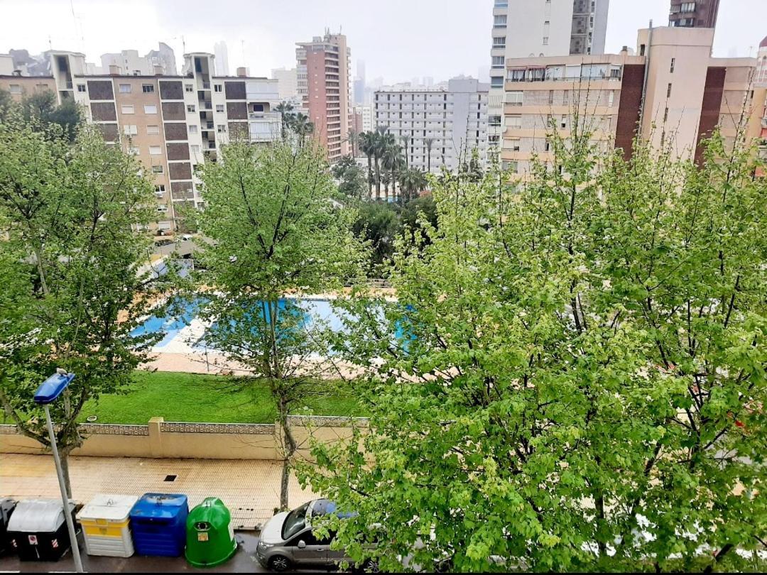 Apartamento Vacanza Luxury Complex- Parking , Pool Only In The Summer , Rincon De Loix Benidorm Exterior foto